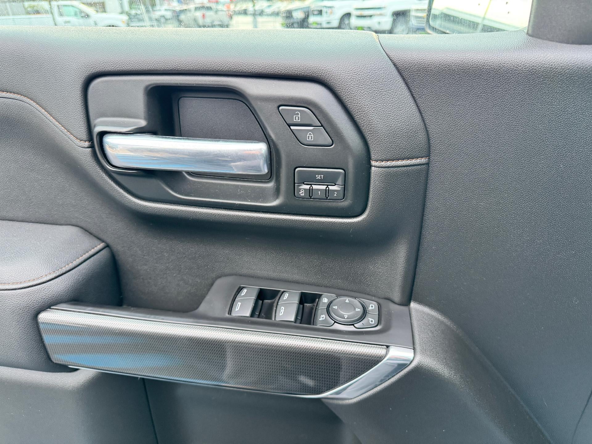 2020 GMC Sierra 1500 AT4 / CREW / 6.2 LITER V8 / TECH PCKG / 1 OWNER / 24K MILES