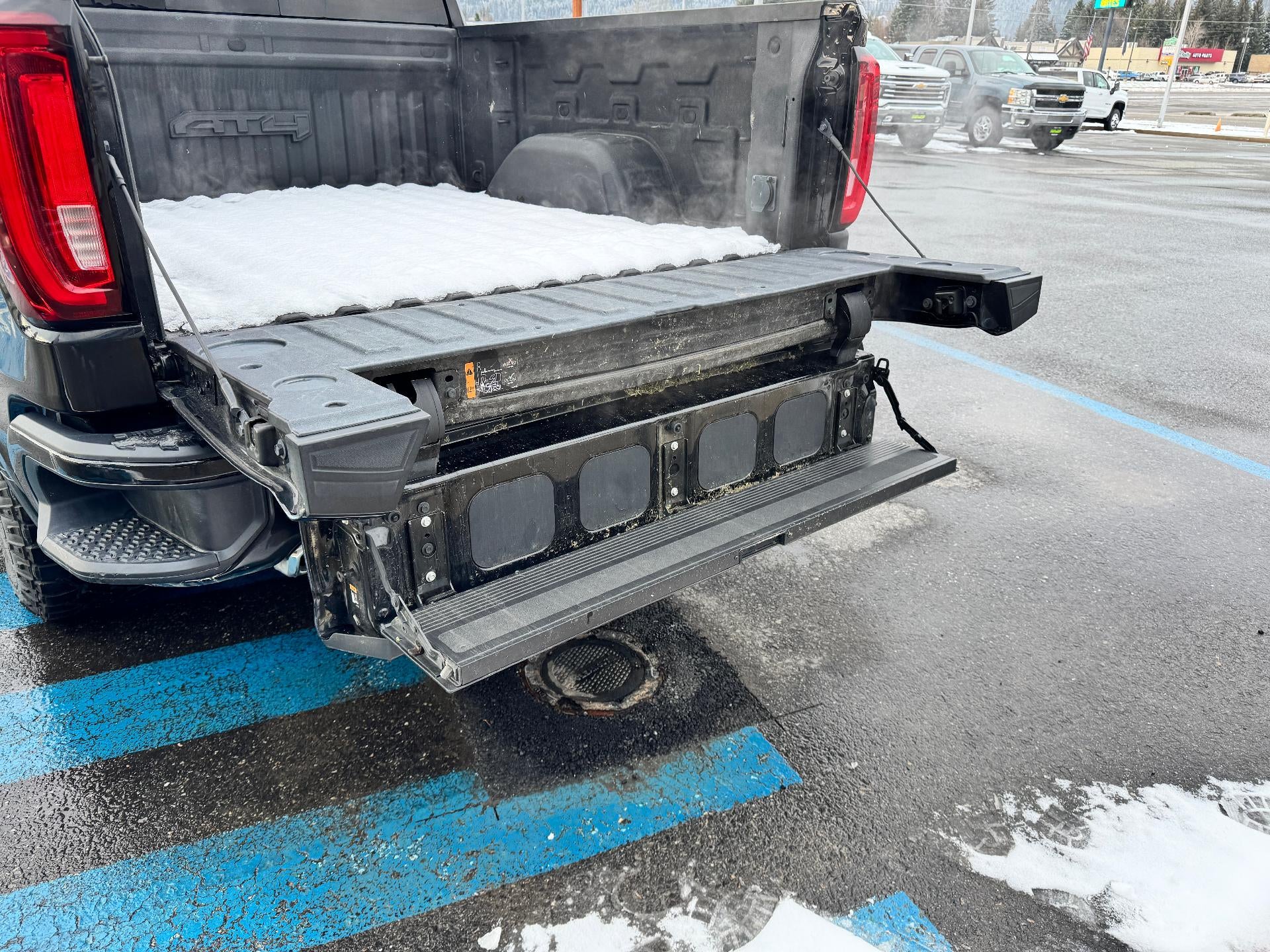 2020 GMC Sierra 1500 AT4 / CREW / 6.2 LITER V8 / TECH PCKG / 1 OWNER / 24K MILES