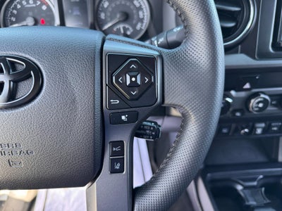 2020 Toyota Tacoma 4WD TRD OFF ROAD / DOUBLE CAB / 3.5 LITER V6 / 6 FOOT BOX / 50K MILES