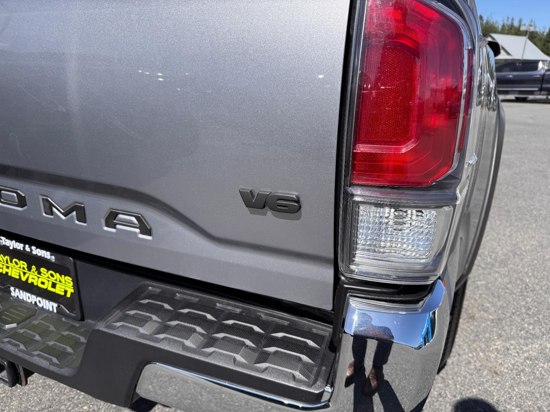 2020 Toyota Tacoma 4WD TRD OFF ROAD / DOUBLE CAB / 3.5 LITER V6 / 6 FOOT BOX / 50K MILES