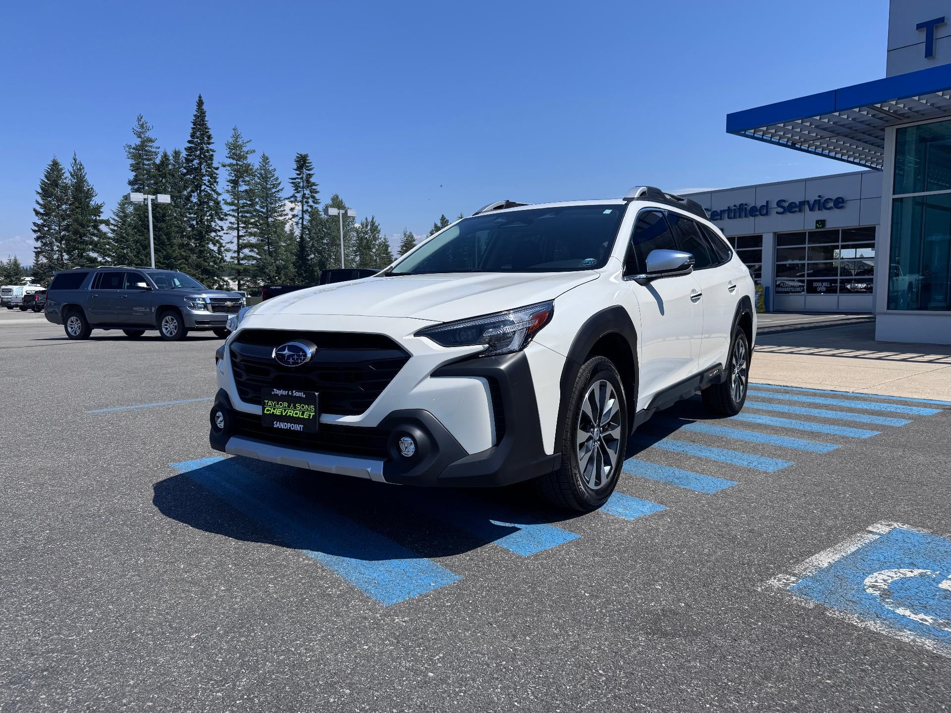 2024 Subaru Outback TOURING XT / AWD / 2.4 TURBO / EYESIGHT / SUNROOF / 1 OWNER / WARRANTY