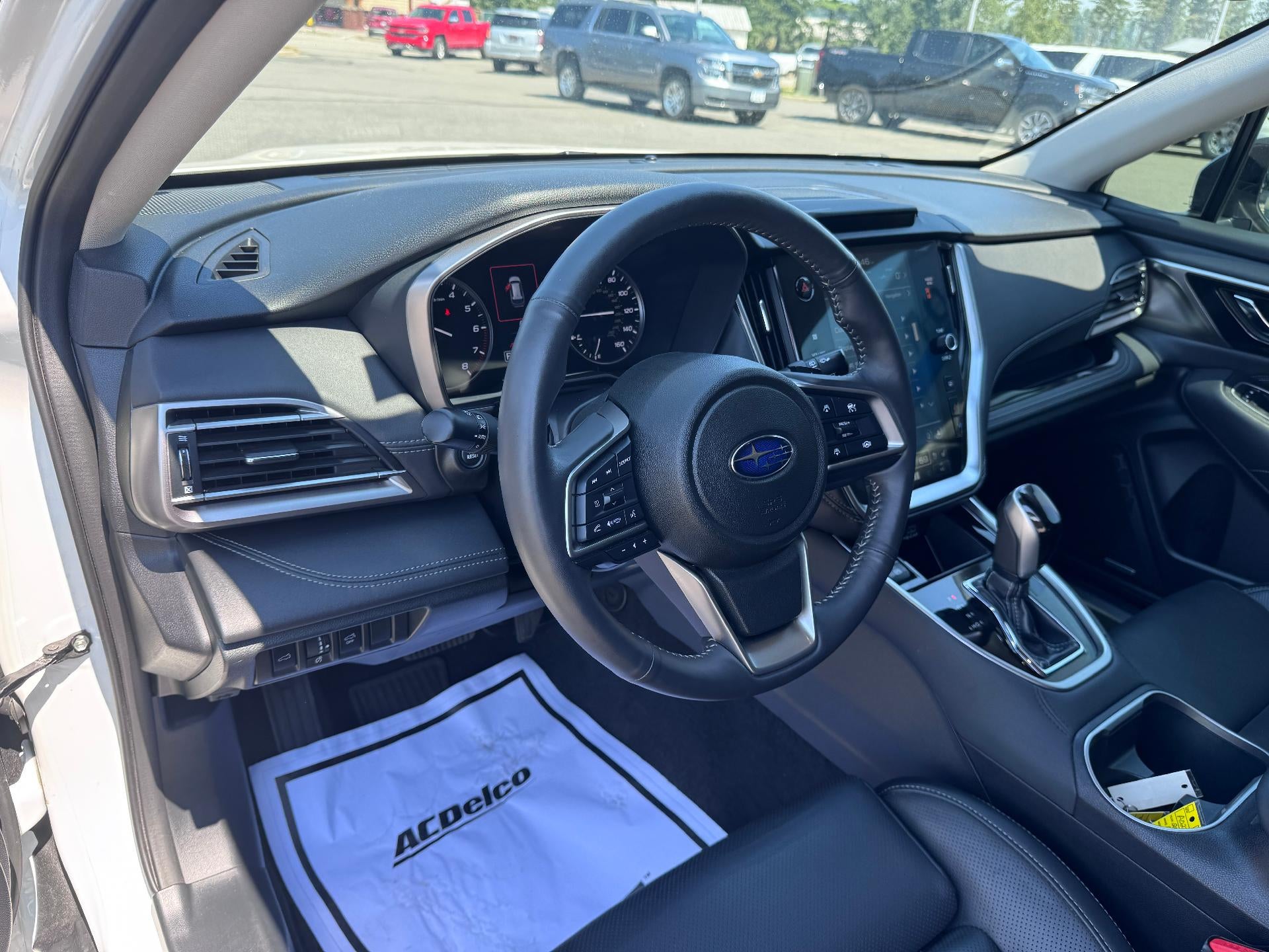 2024 Subaru Outback TOURING XT / AWD / 2.4 TURBO / EYESIGHT / SUNROOF / 1 OWNER / WARRANTY