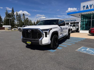 2024 Toyota Tundra 4WD SR5 / CREW / TRD OFF ROAD / SHORT BOX / 1 OWNER / WARRANTY