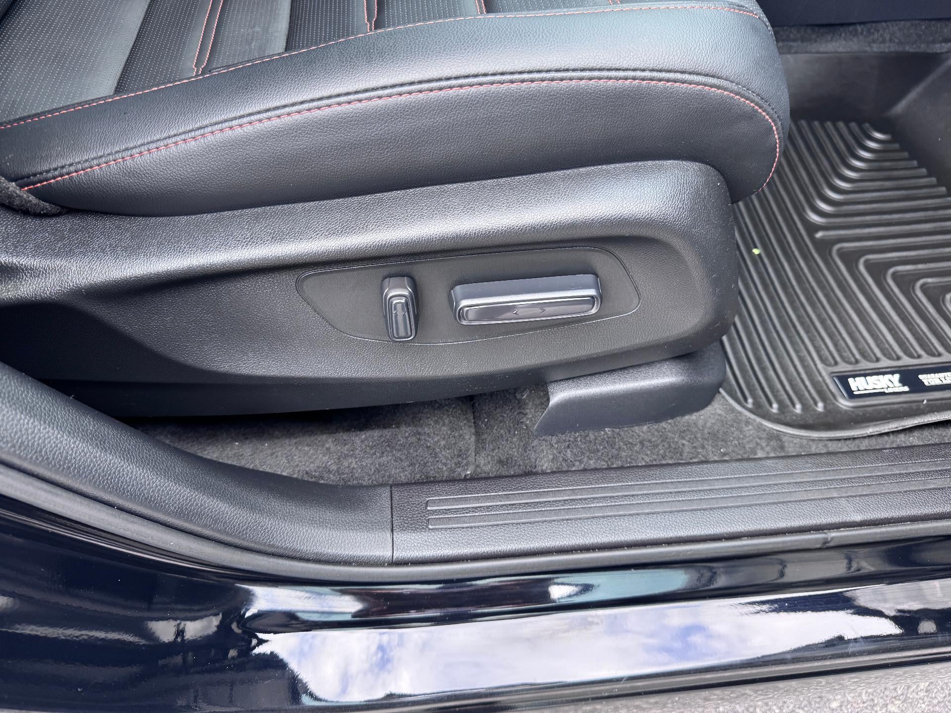 2025 Honda CR-V Hybrid SPORT-L / ALL WHEEL DRIVE / SUNROOF / 1 OWNER TRADE