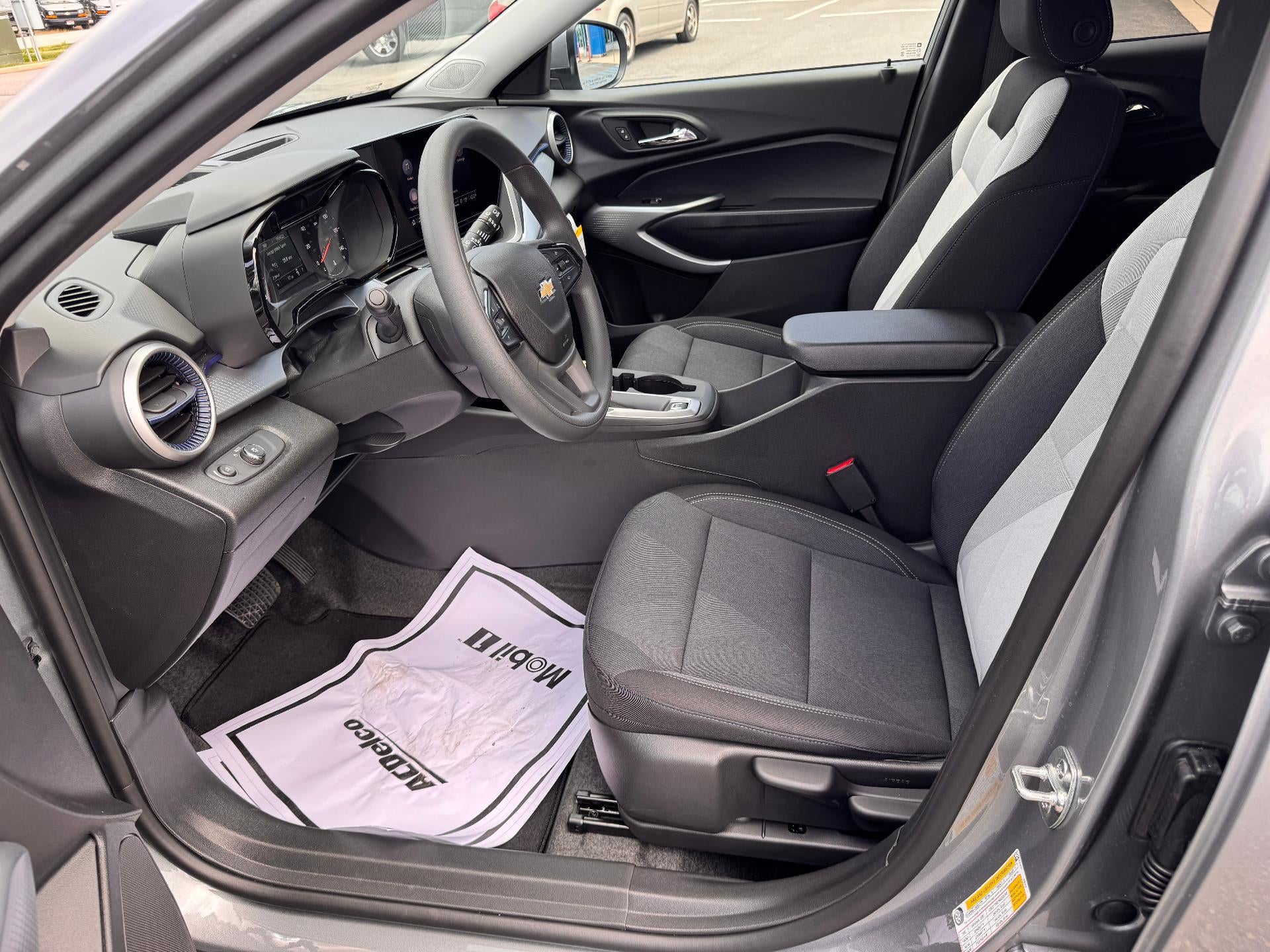 2026 Chevrolet Trax LS / 1.2 TURBO / HEATED SEATS / REMOTE START / SAFETY PCKG