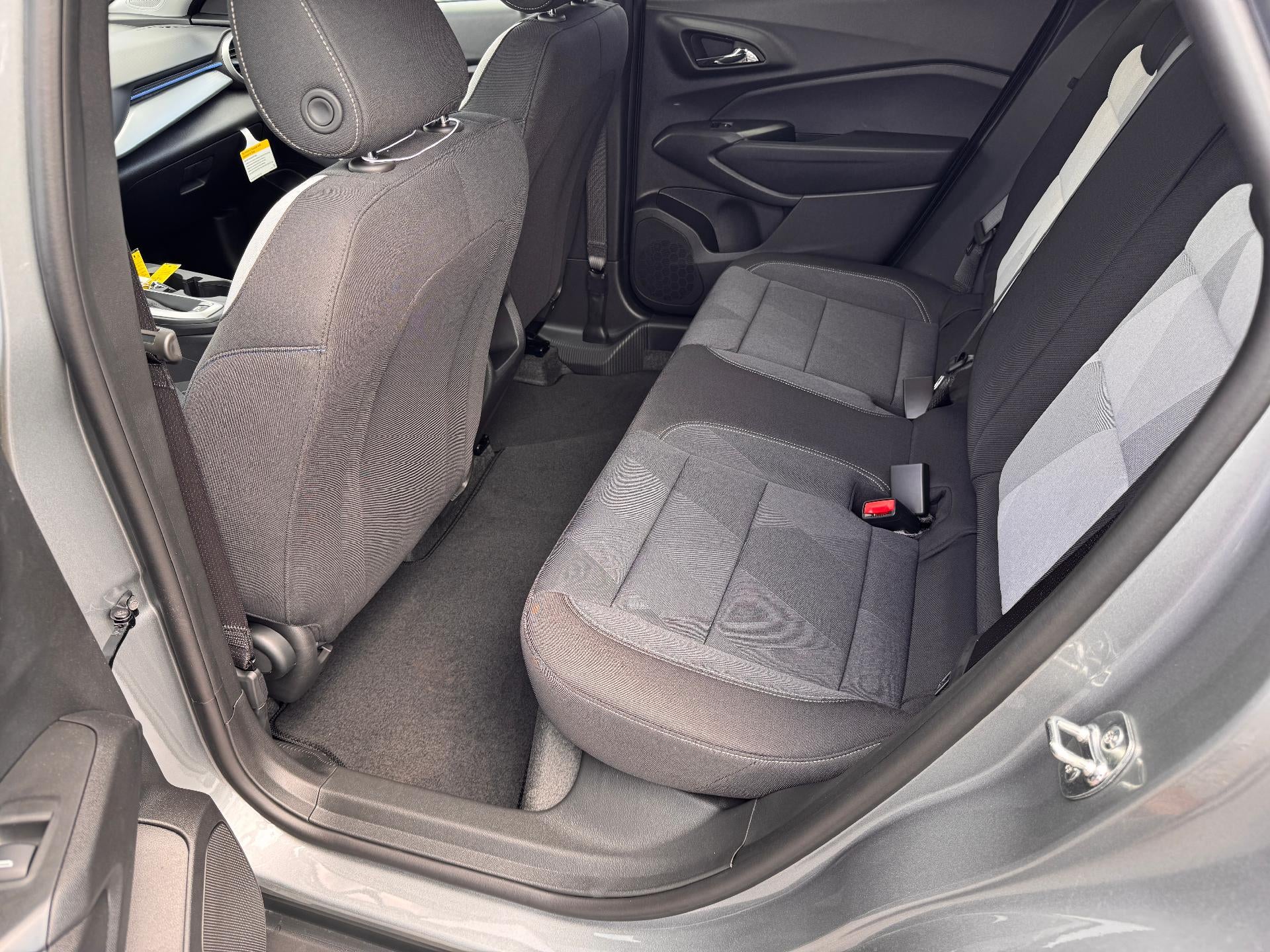 2026 Chevrolet Trax LS / 1.2 TURBO / HEATED SEATS / REMOTE START / SAFETY PCKG
