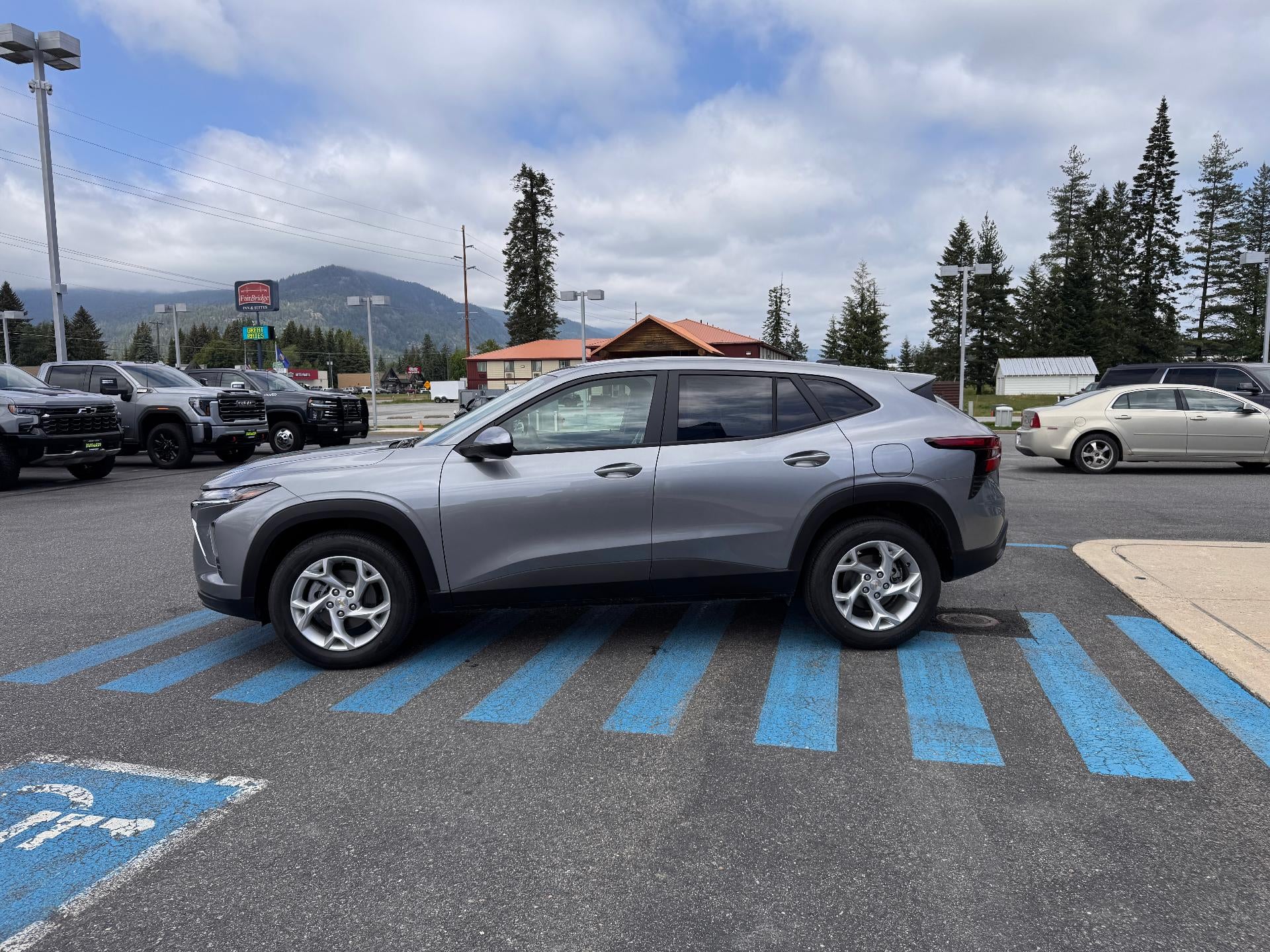 2026 Chevrolet Trax LS / 1.2 TURBO / HEATED SEATS / REMOTE START / SAFETY PCKG