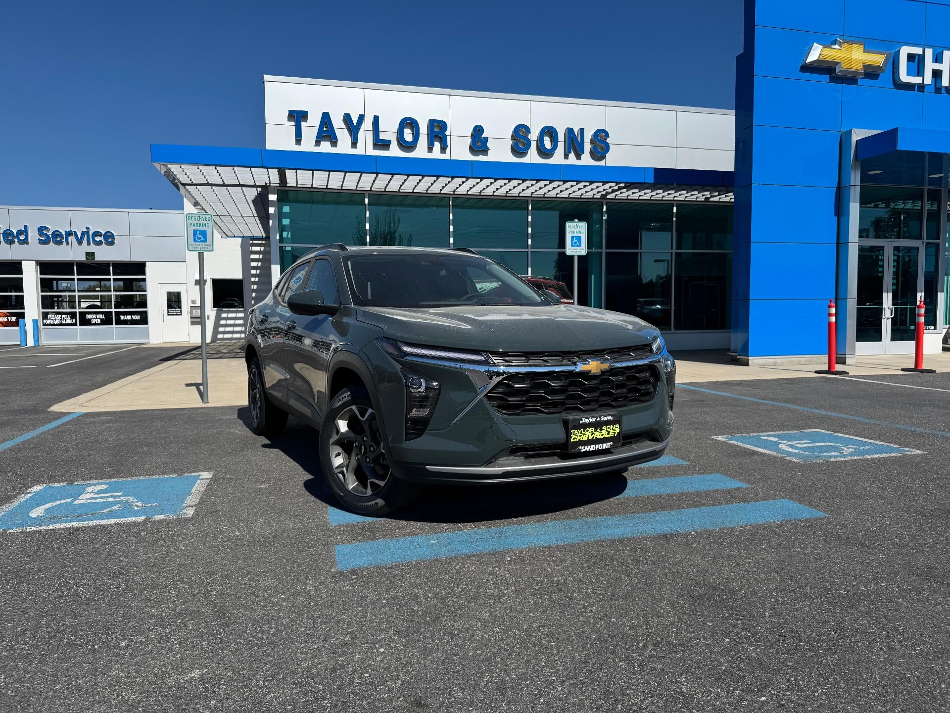 2025 Chevrolet Trax LT / ADAPTIVE CRUISE / HEATED SEATS / SAFETY PCKG / REMOTE START