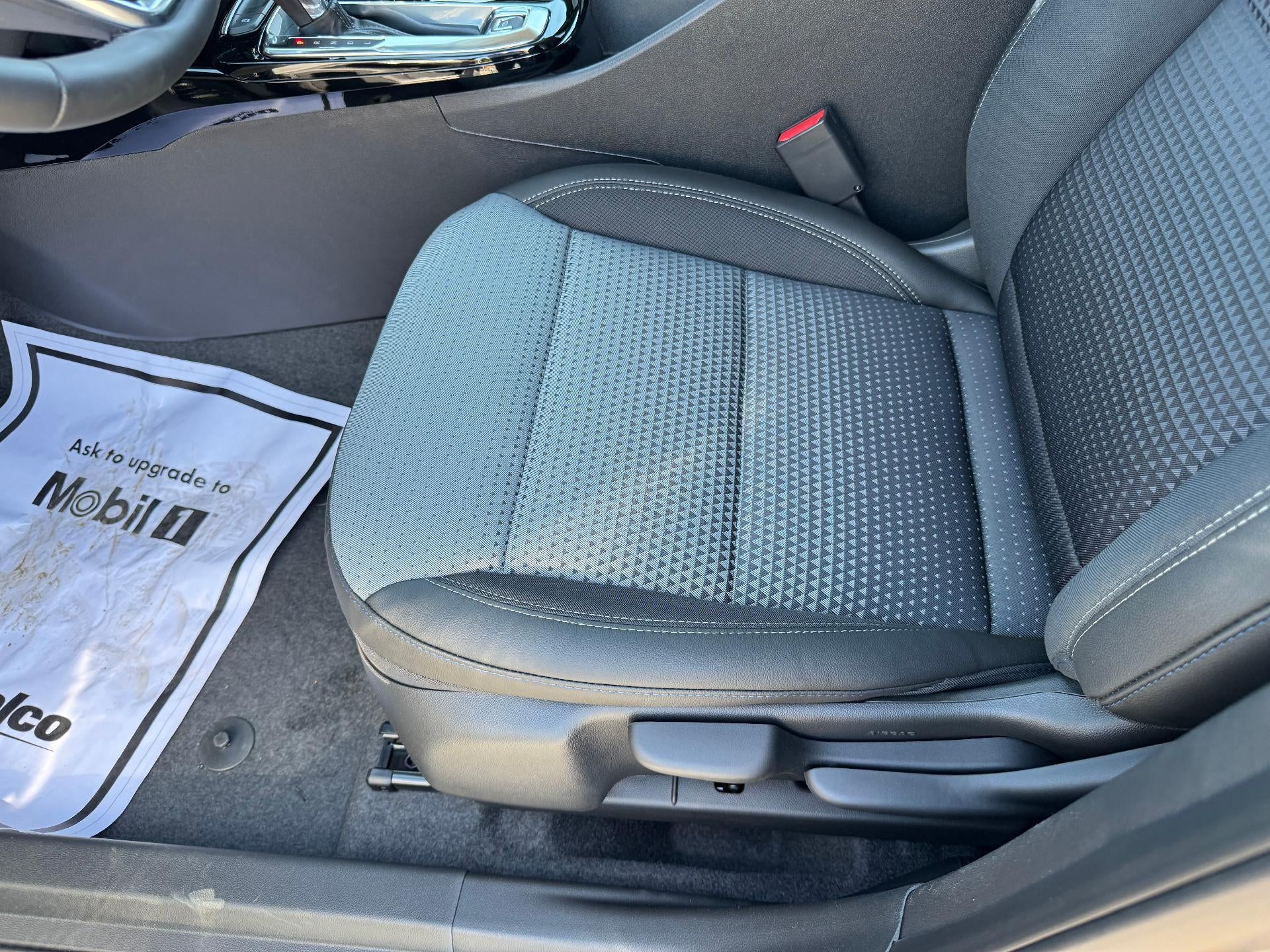 2025 Chevrolet Trax LT / ADAPTIVE CRUISE / HEATED SEATS / SAFETY PCKG / REMOTE START