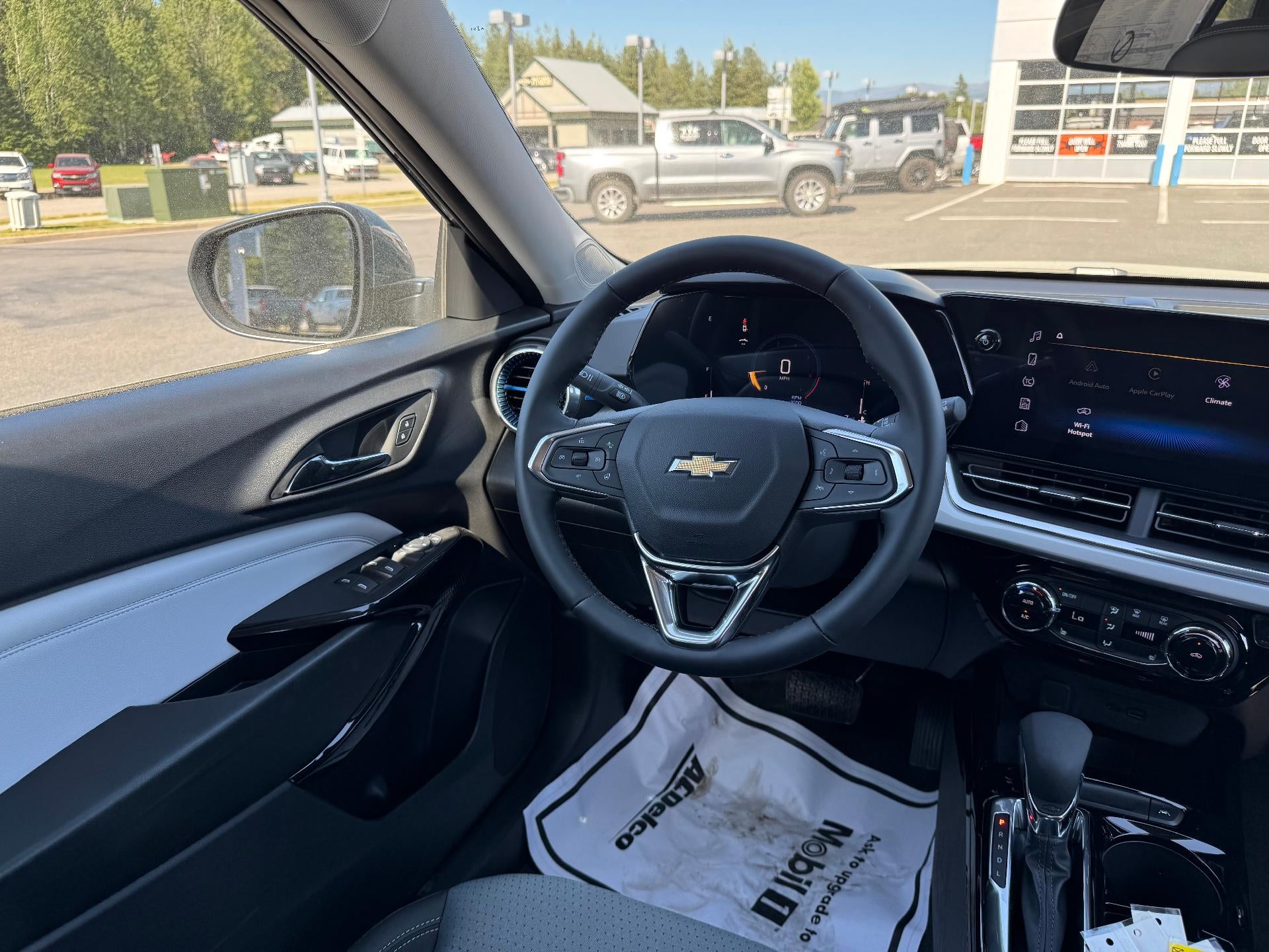 2025 Chevrolet Trax LT / ADAPTIVE CRUISE / HEATED SEATS / SAFETY PCKG / REMOTE START