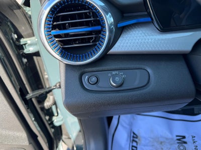 2025 Chevrolet Trax LT / ADAPTIVE CRUISE / HEATED SEATS / SAFETY PCKG / REMOTE START