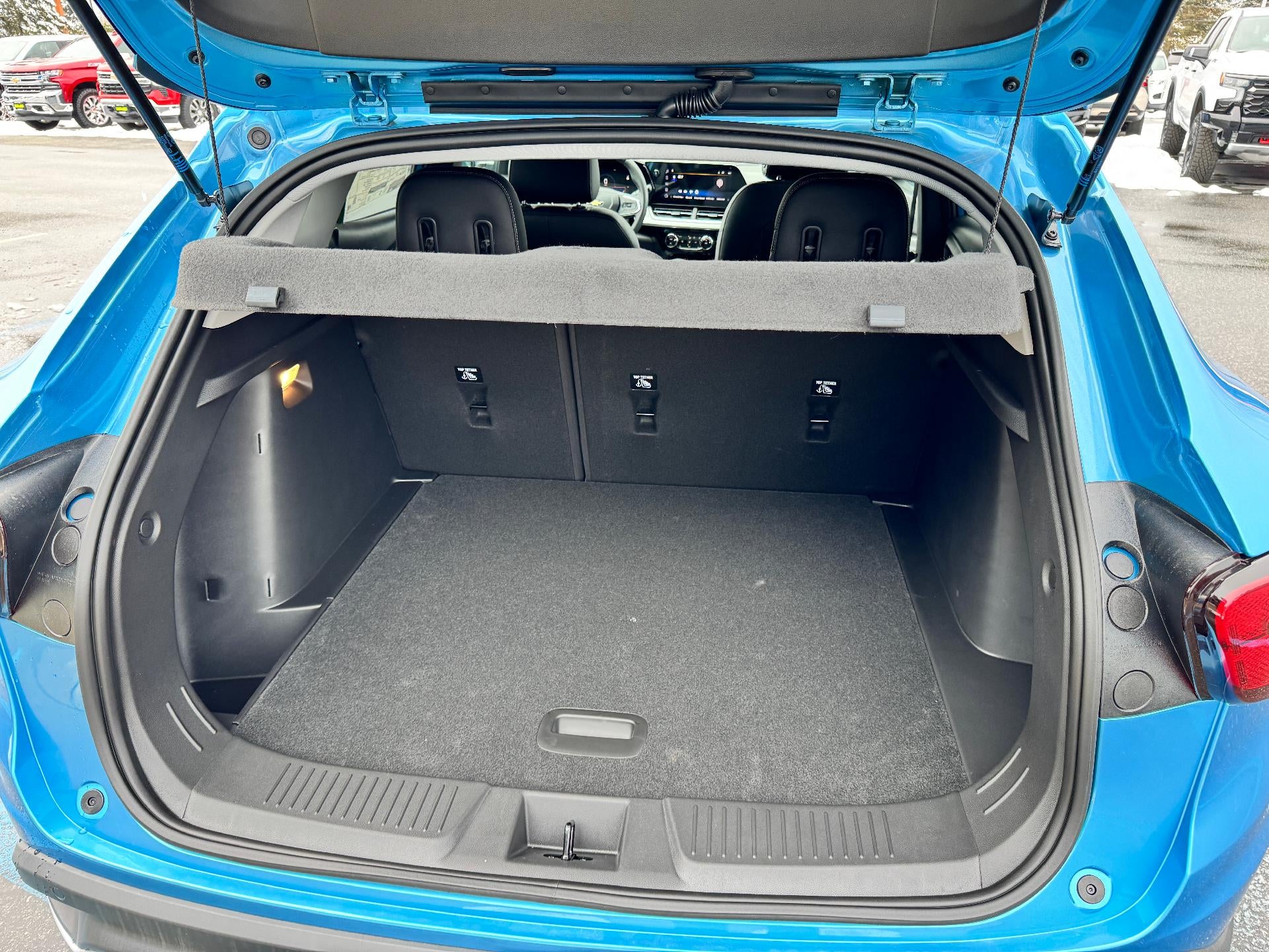 2026 Chevrolet Trax LT / ADAPTIVE CRUISE / HEATED SEATS / SAFETY PCKG / BLACKOUT PCKG