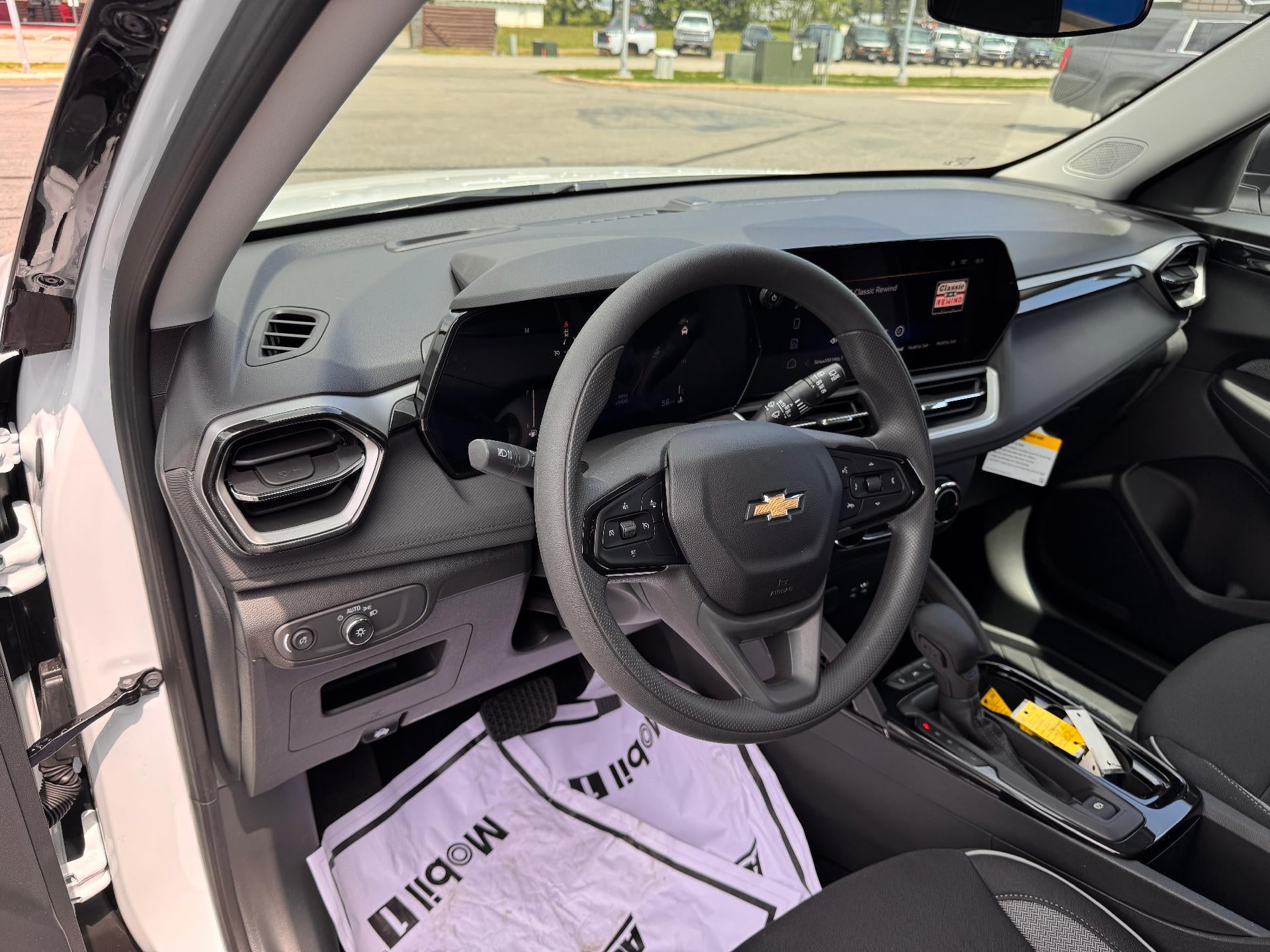 2026 Chevrolet Trailblazer LS / AWD / 1.3 TURBO / SAFETY PCKG / REAR CAM / BLUETOOTH