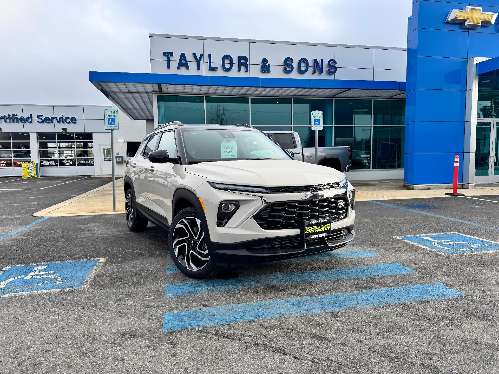 2026 Chevrolet Trailblazer RS / AWD / ADAPTIVE CRUISE / POWER GATE / SAFETY PCKG