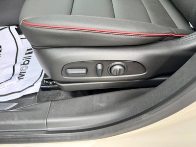 2026 Chevrolet Trailblazer RS / AWD / ADAPTIVE CRUISE / POWER GATE / SAFETY PCKG