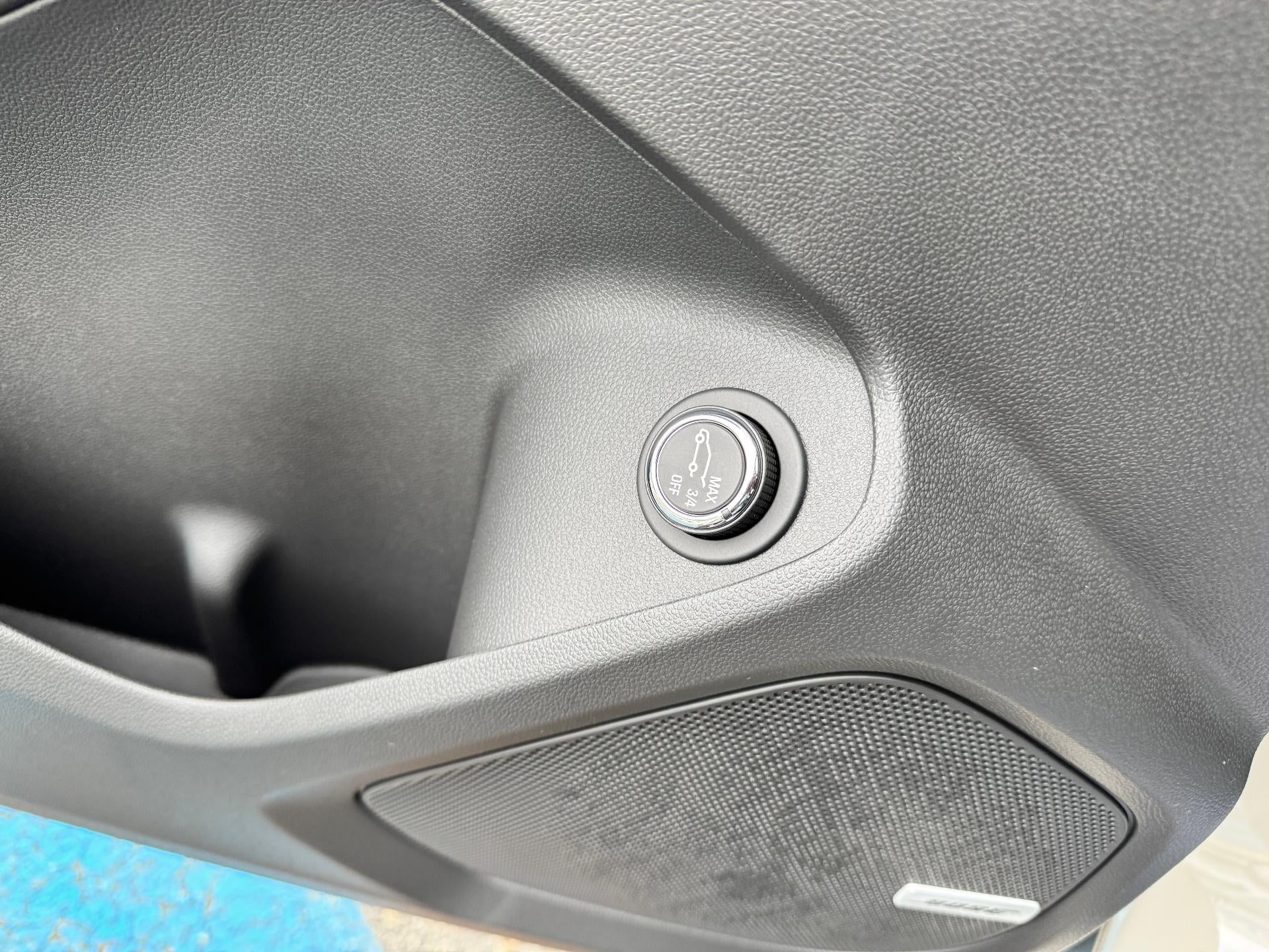 2026 Chevrolet Trailblazer RS / AWD / ADAPTIVE CRUISE / POWER GATE / SAFETY PCKG