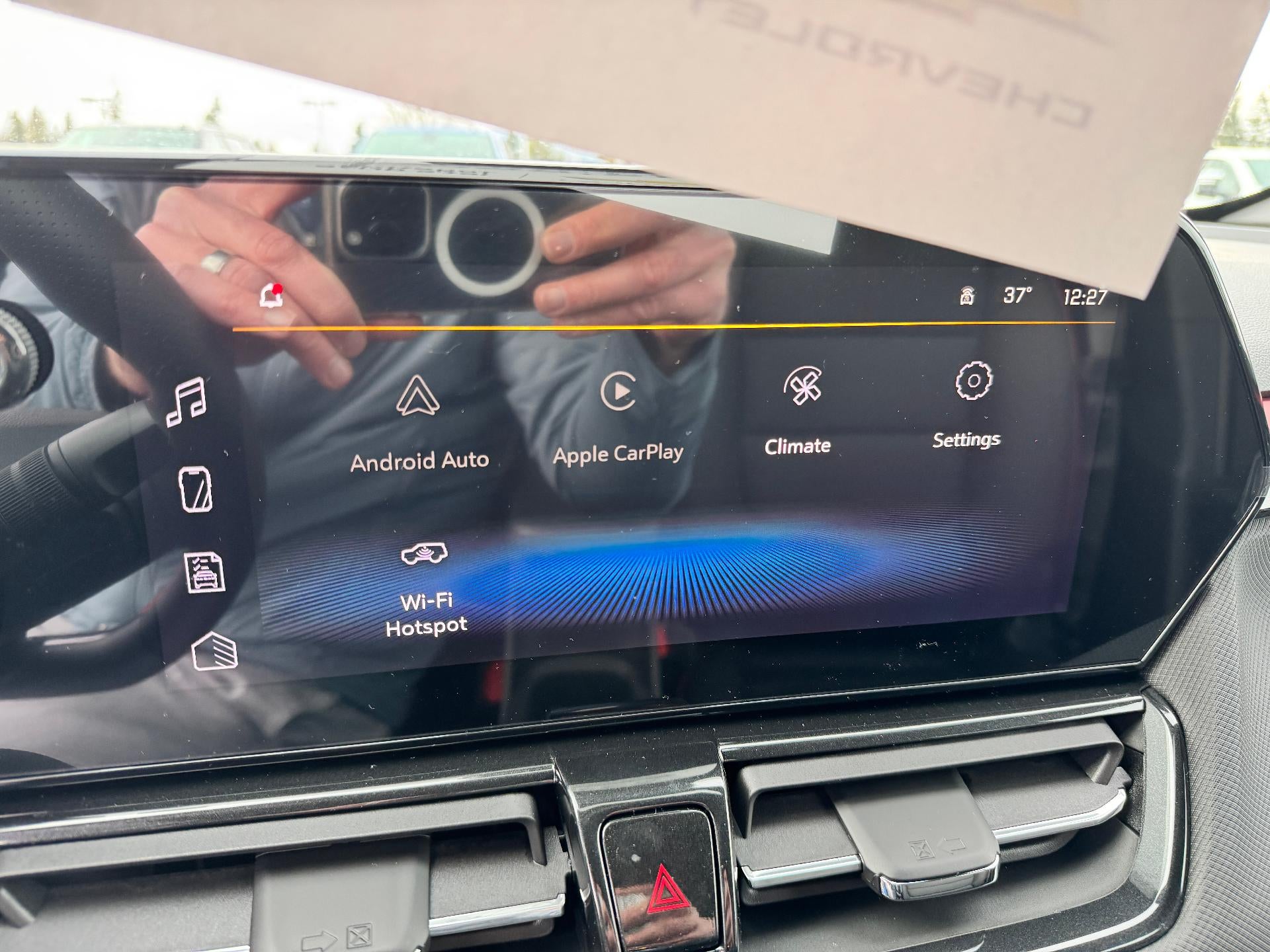 2026 Chevrolet Trailblazer RS / AWD / ADAPTIVE CRUISE / POWER GATE / SAFETY PCKG