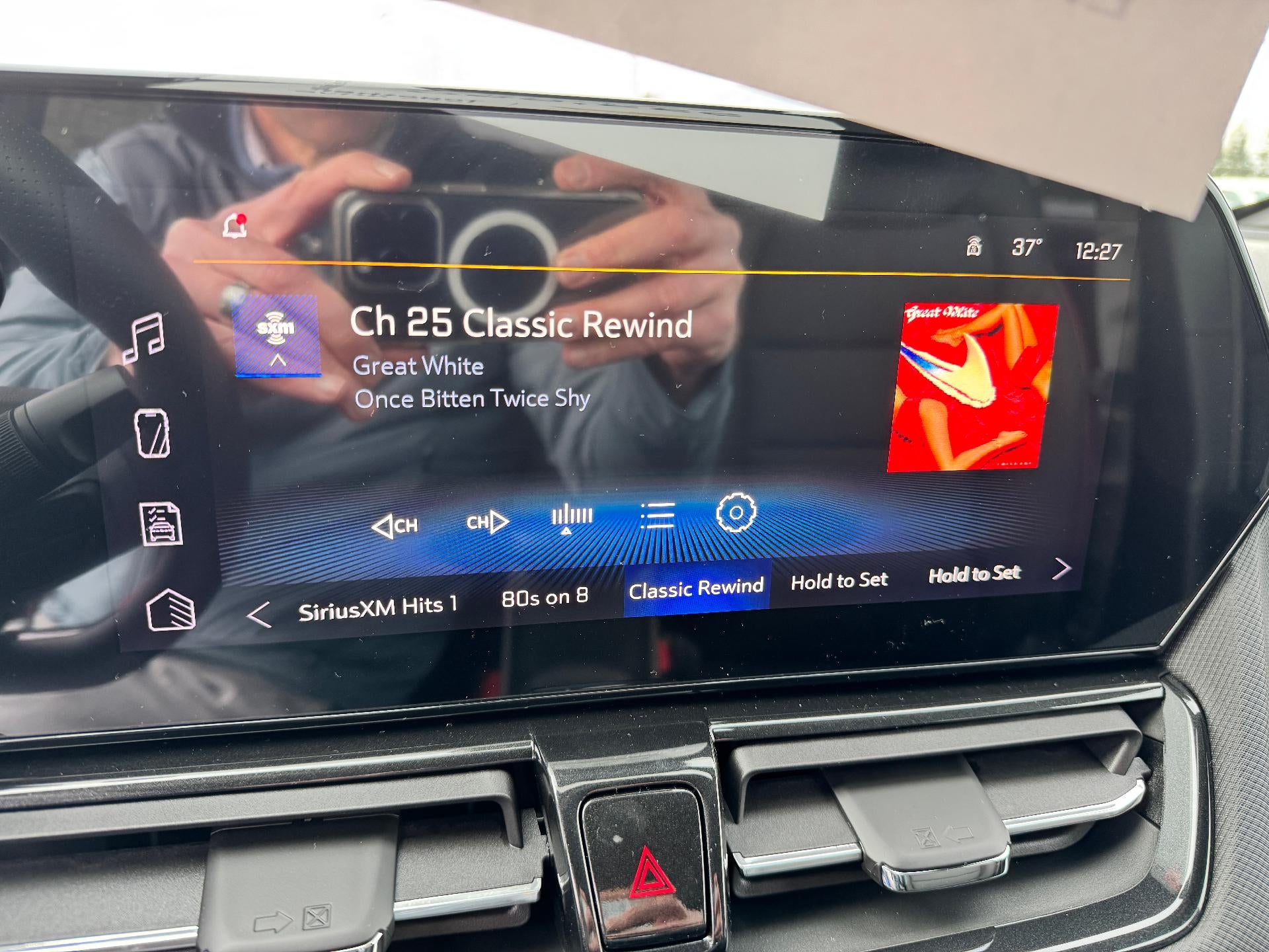 2026 Chevrolet Trailblazer RS / AWD / ADAPTIVE CRUISE / POWER GATE / SAFETY PCKG