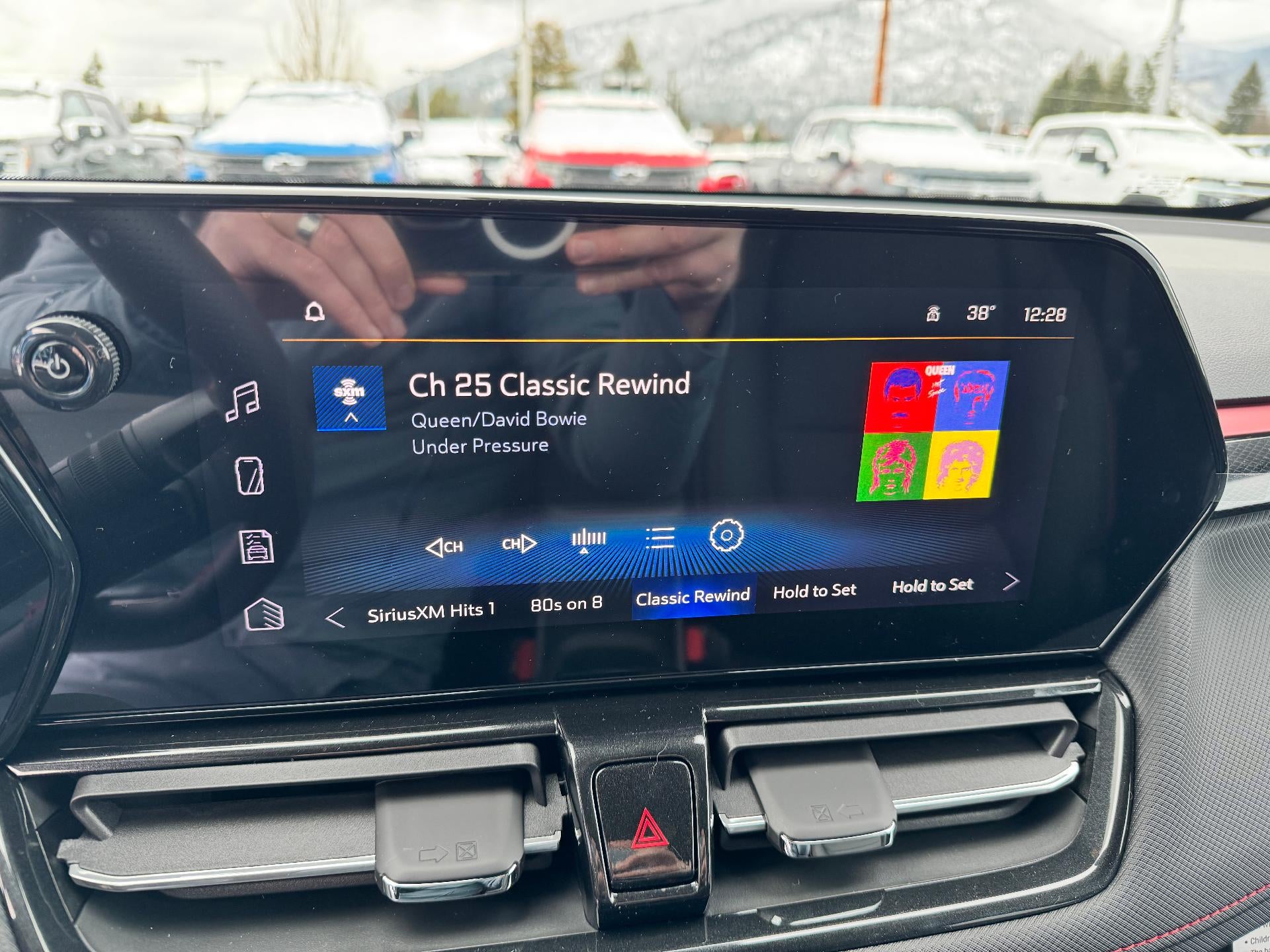 2026 Chevrolet Trailblazer RS / AWD / ADAPTIVE CRUISE / POWER GATE / SAFETY PCKG