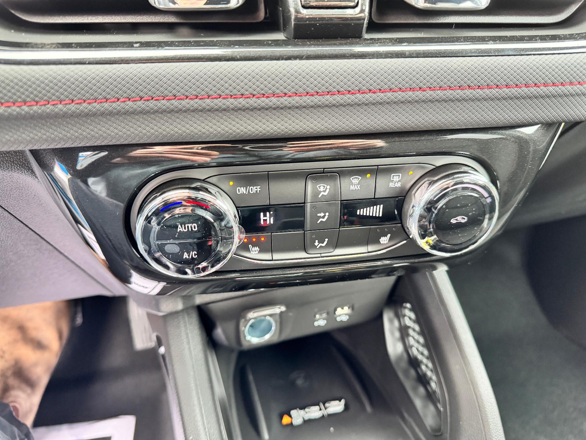 2026 Chevrolet Trailblazer RS / AWD / ADAPTIVE CRUISE / POWER GATE / SAFETY PCKG