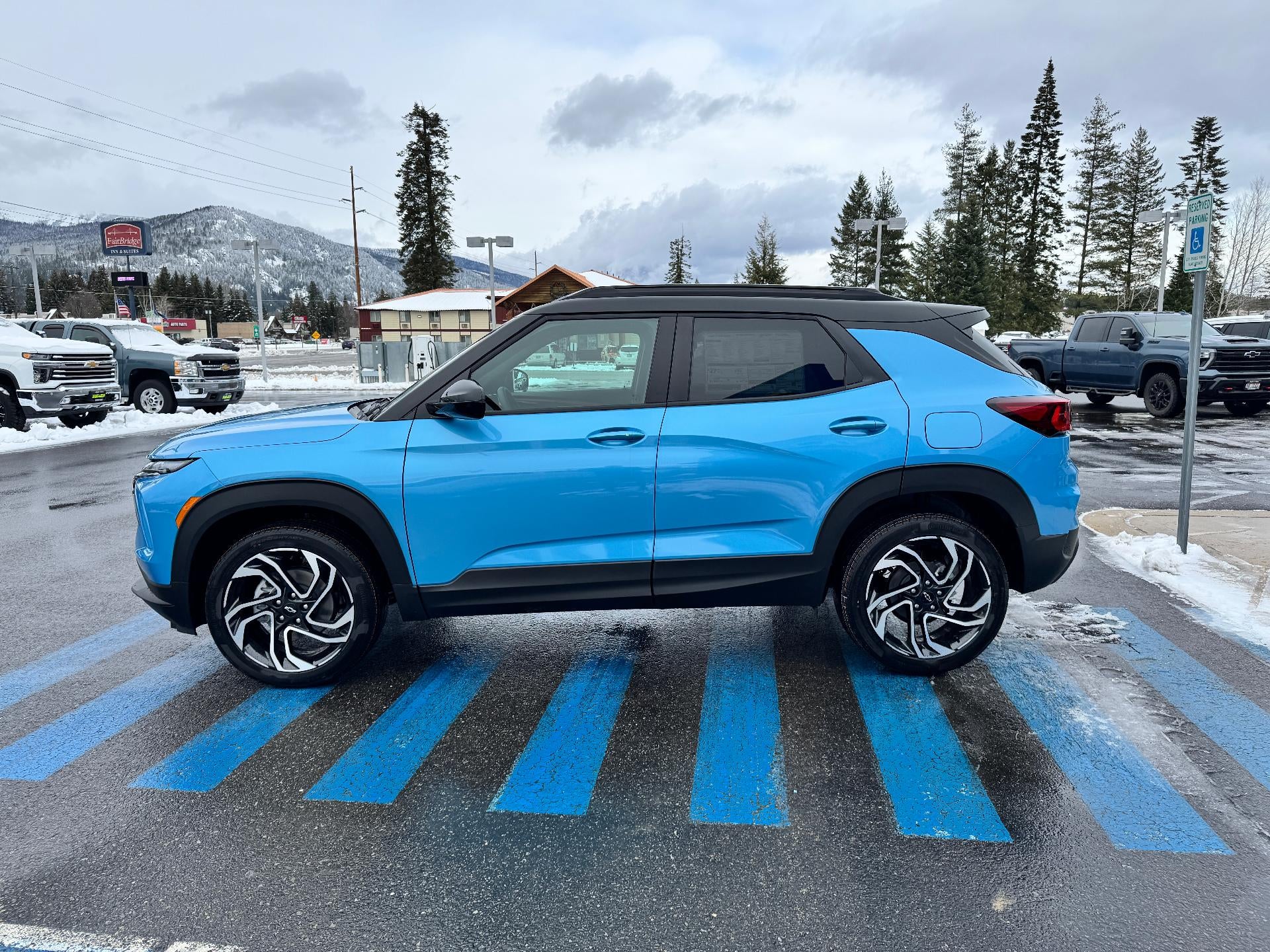 2026 Chevrolet Trailblazer RS / AWD / ADAPTIVE CRUISE / POWER GATE / SAFETY PCKG