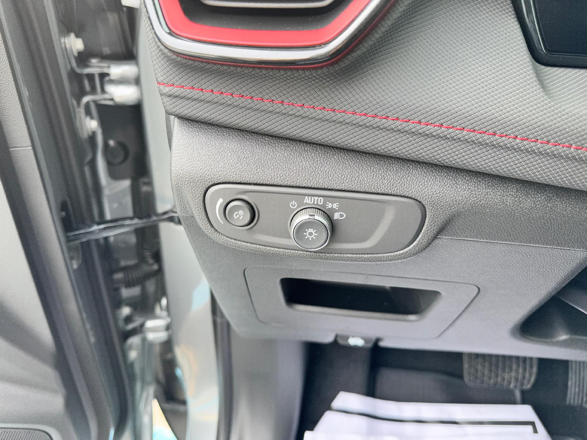 2026 Chevrolet Trailblazer RS / AWD / SUNROOF / ADAPTIVE CRUISE / POWER GATE / SAFETY PCKG