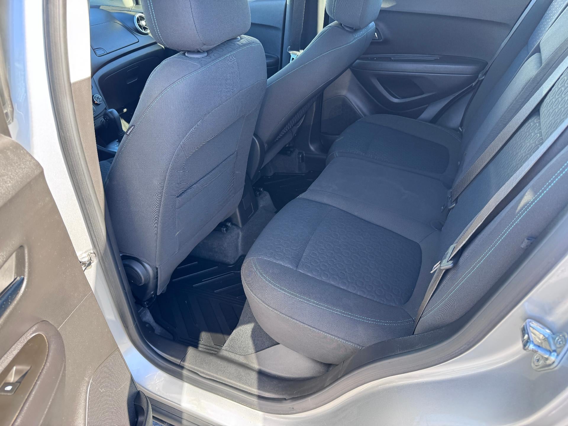 2015 Chevrolet Trax LS / ALL WHEEL DRIVE / 1.4 TURBO / BLUETOOTH / REAR CAM / 1 OWNER
