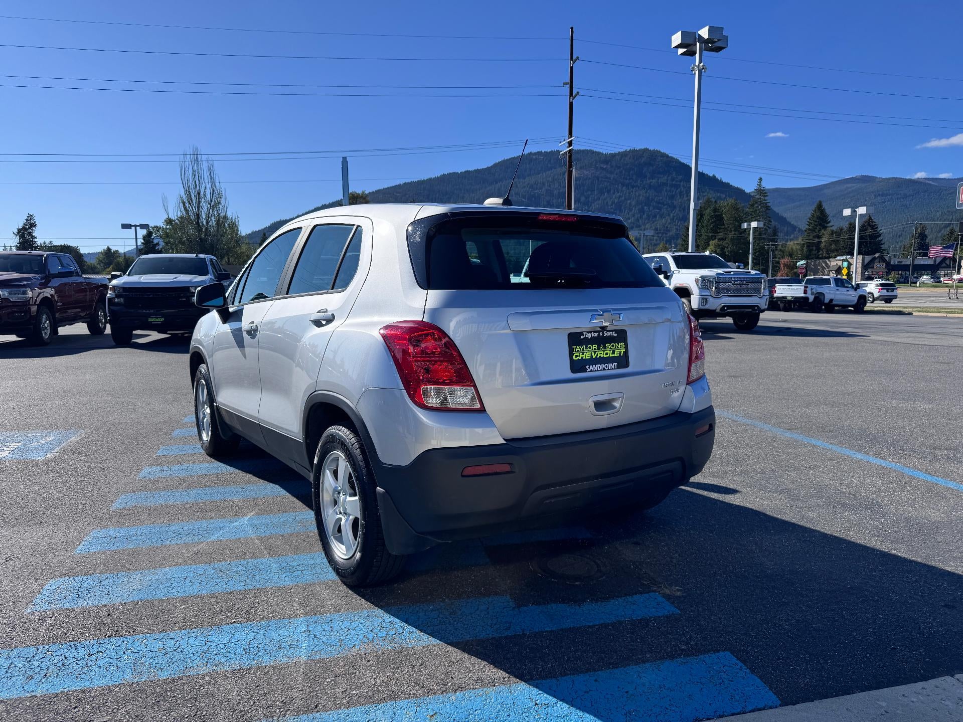 2015 Chevrolet Trax LS / ALL WHEEL DRIVE / 1.4 TURBO / BLUETOOTH / REAR CAM / 1 OWNER