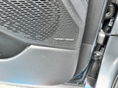 2025 Hyundai Palisade LIMITED / AWD / 3.8 LITER V6 / SURROUND VISION / SUNROOF / 1 OWNER / WARRANTY