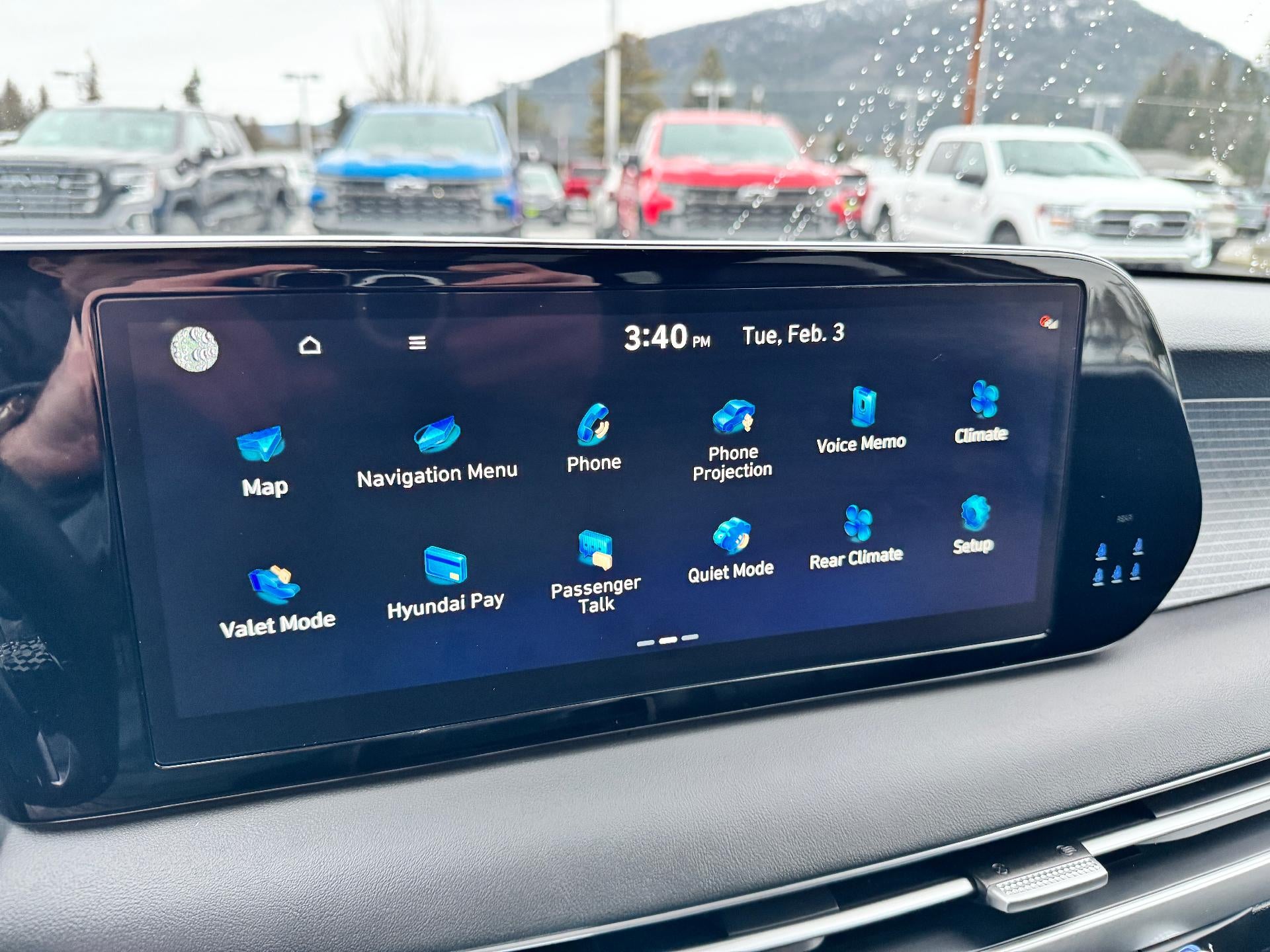 2025 Hyundai Palisade LIMITED / AWD / 3.8 LITER V6 / SURROUND VISION / SUNROOF / 1 OWNER / WARRANTY